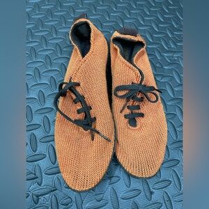 Arcopedico Women's LS Knit Shoes In Brick Orange Size 40 US 9 Made In Portugal